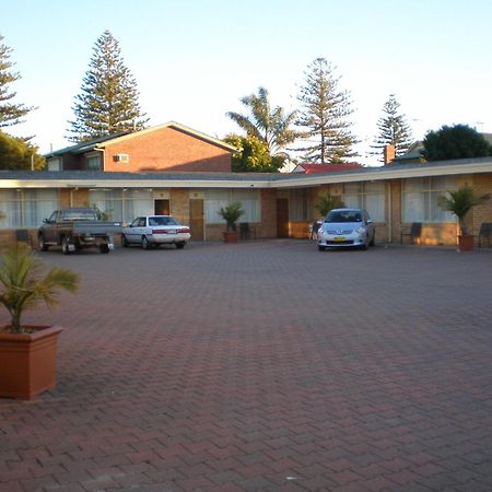 Glenelg Motel Adelaide Buitenkant foto