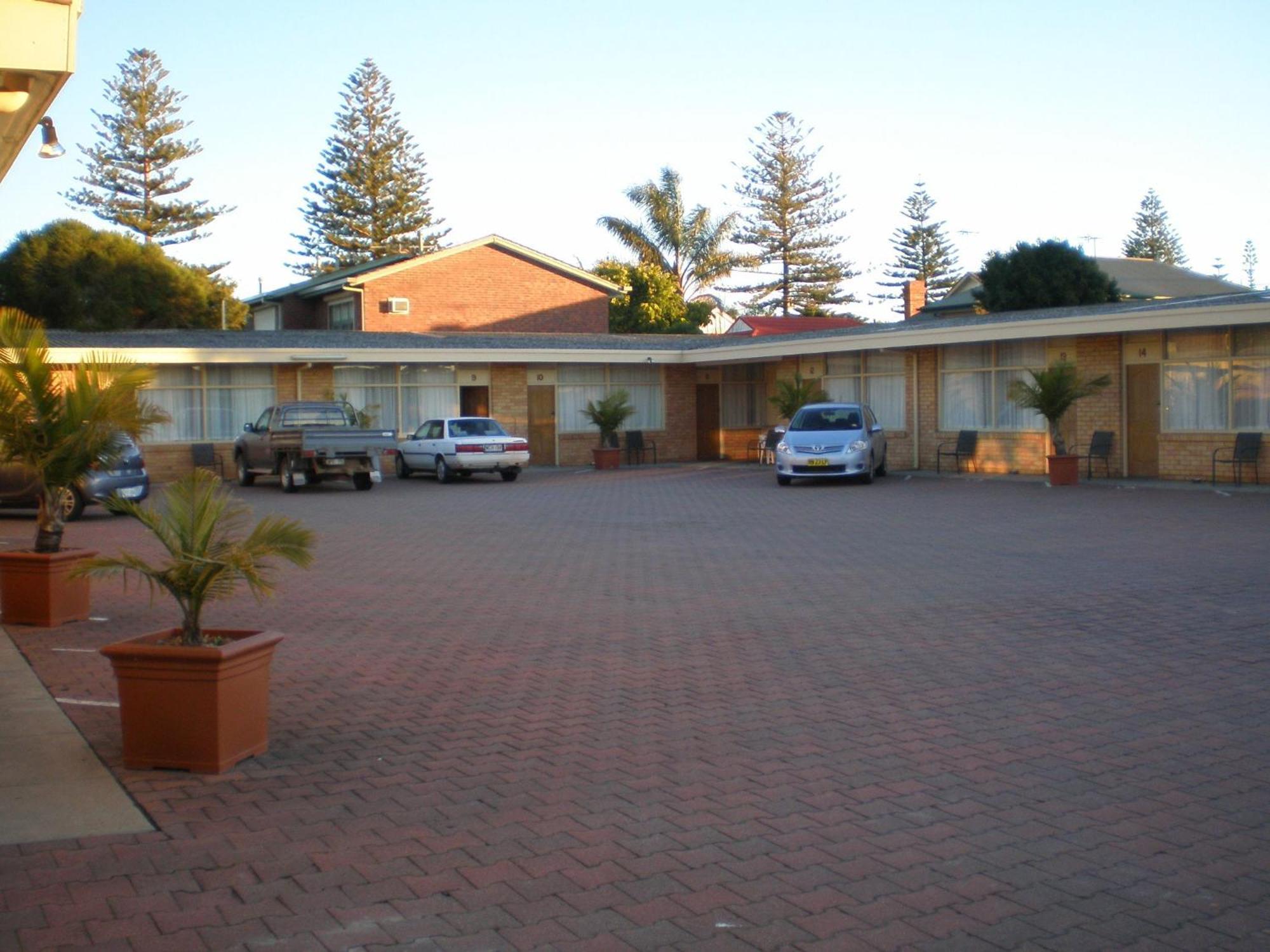 Glenelg Motel Adelaide Buitenkant foto