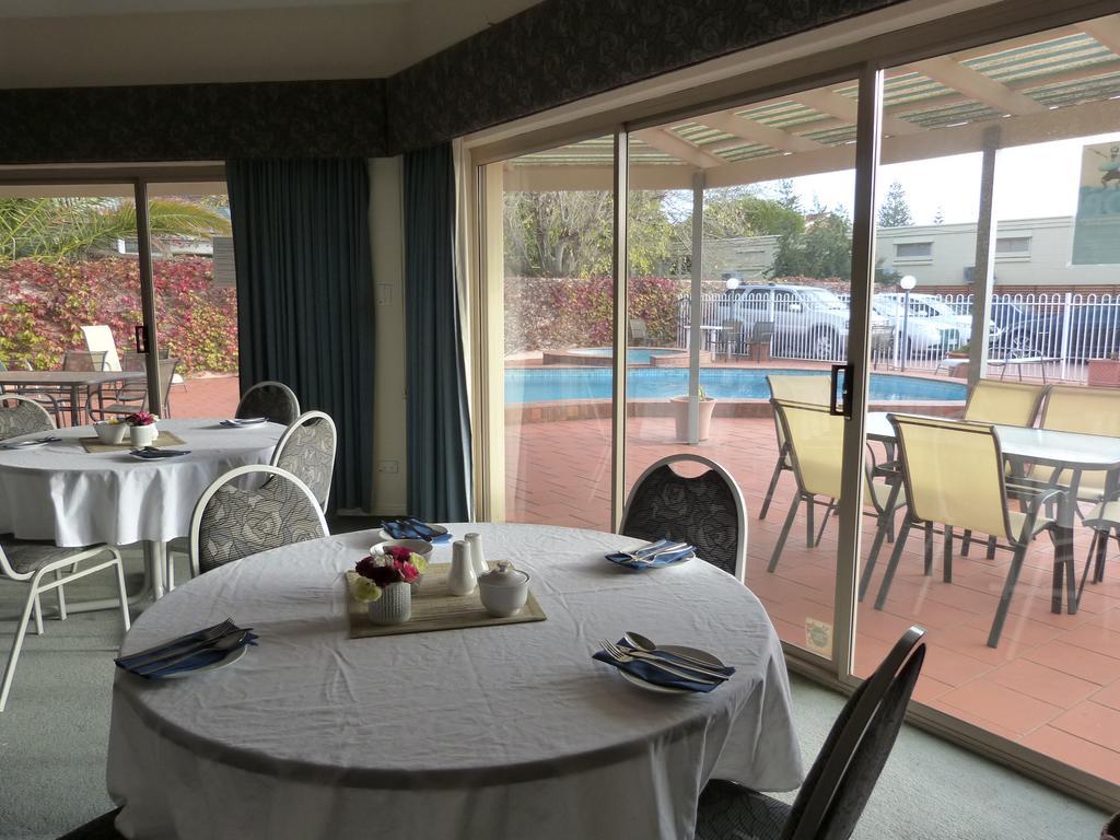 Glenelg Motel Adelaide Buitenkant foto
