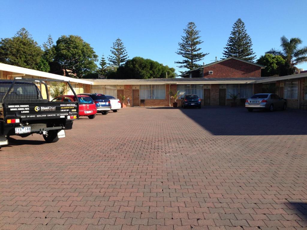 Glenelg Motel Adelaide Buitenkant foto