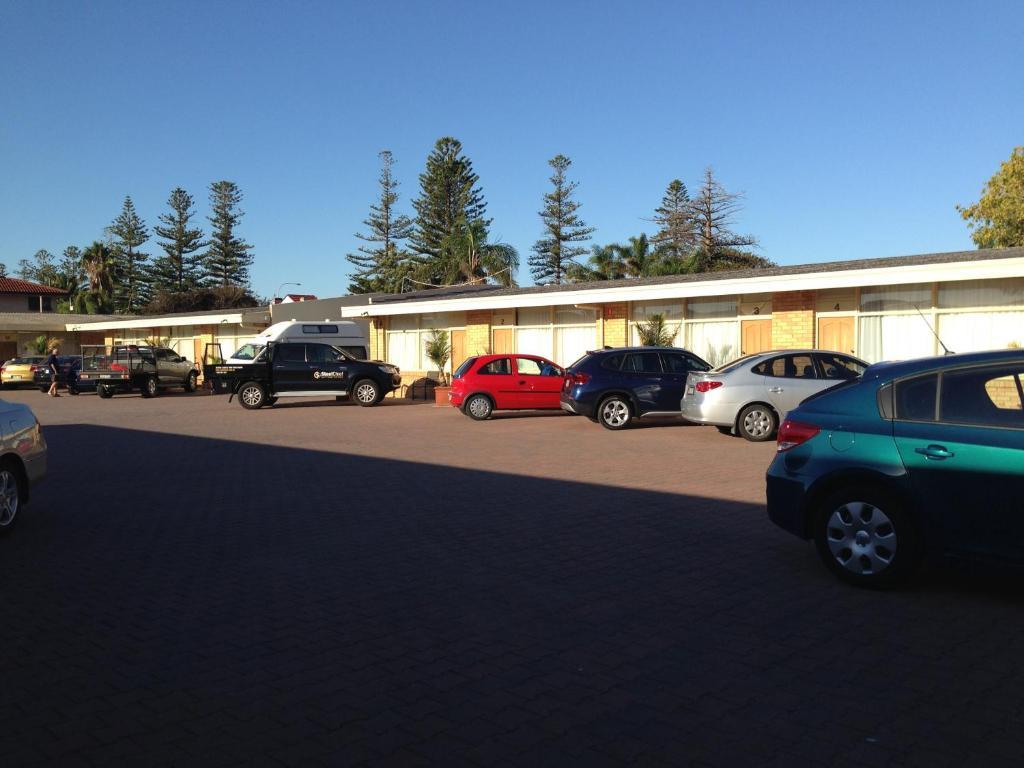 Glenelg Motel Adelaide Buitenkant foto