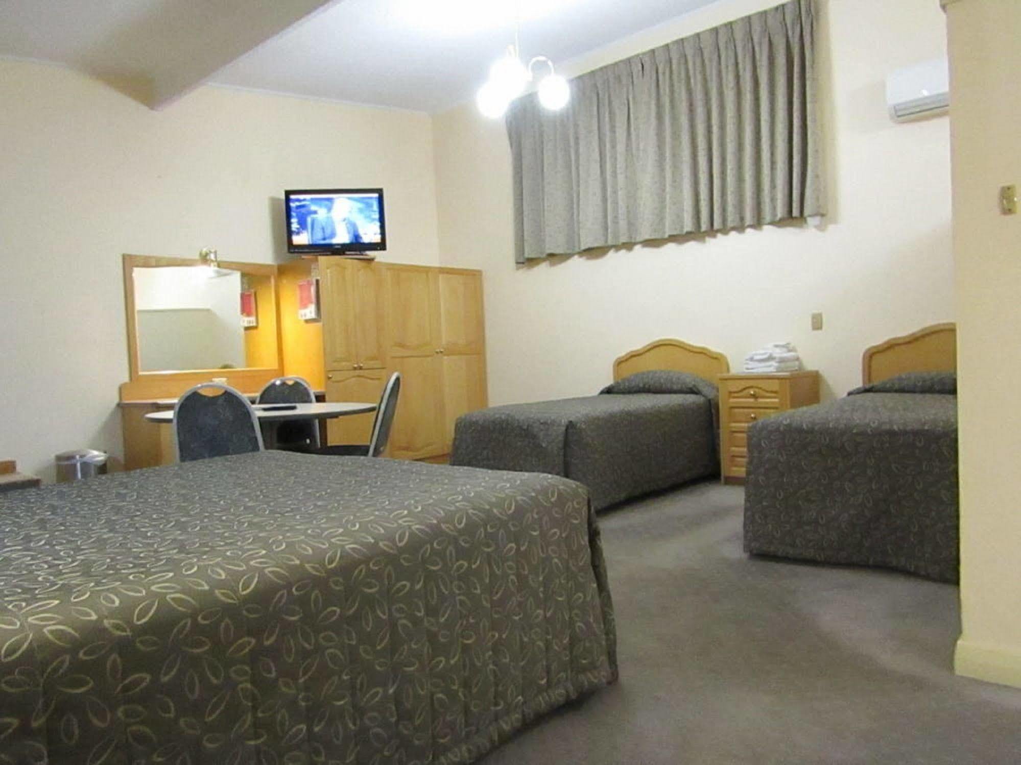 Glenelg Motel Adelaide Buitenkant foto