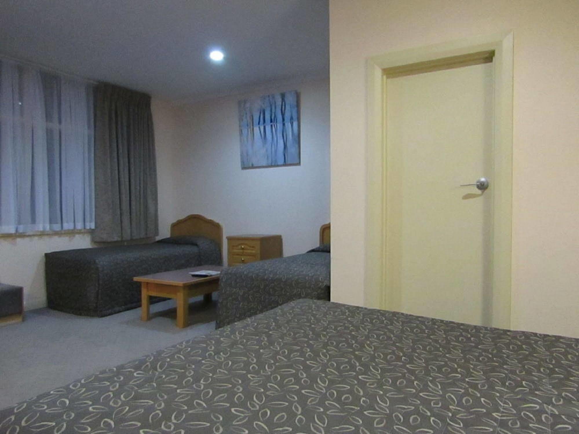 Glenelg Motel Adelaide Buitenkant foto