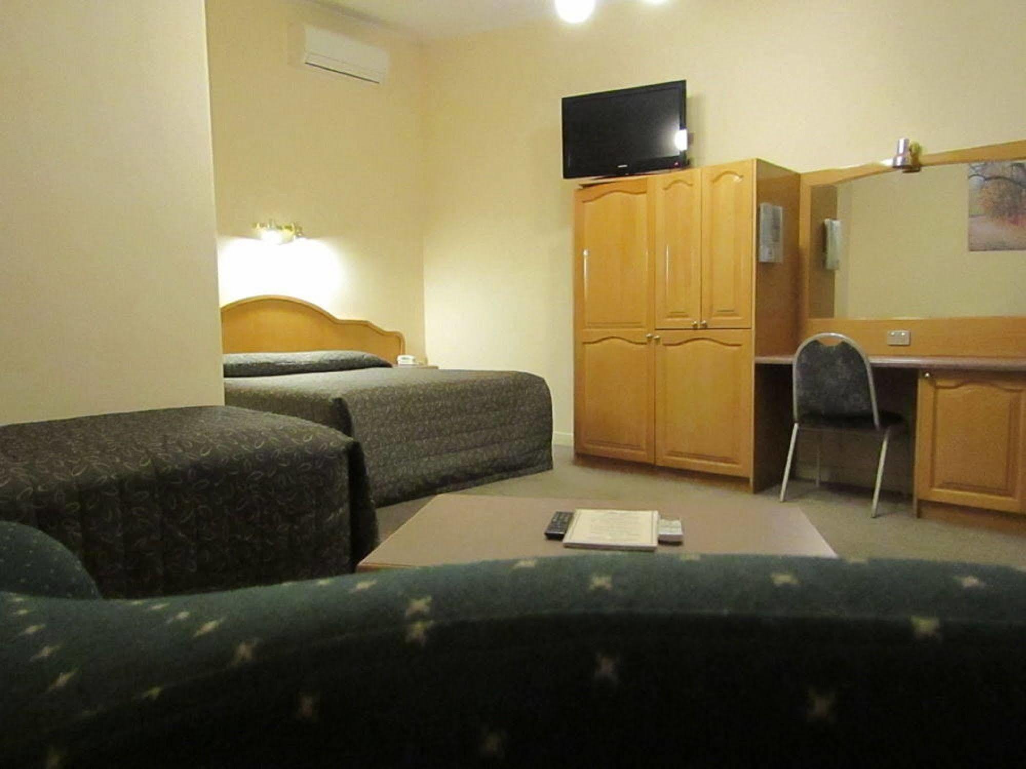Glenelg Motel Adelaide Buitenkant foto