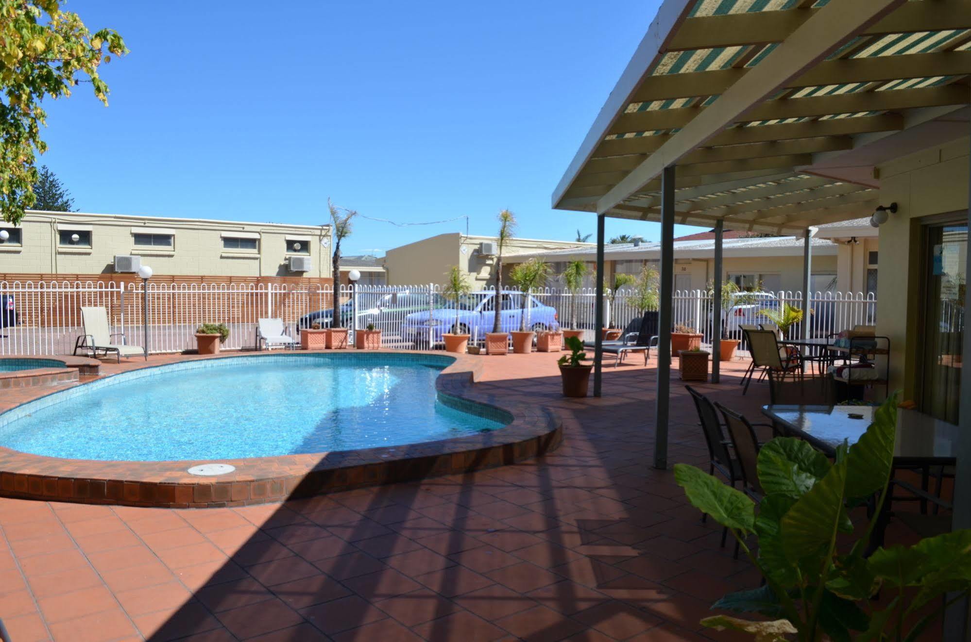 Glenelg Motel Adelaide Buitenkant foto